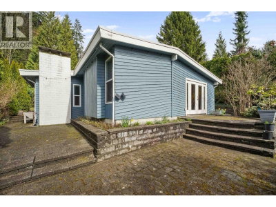 129 ROE Drive | Port Moody British Columbia | Slide Image Twenty-four
