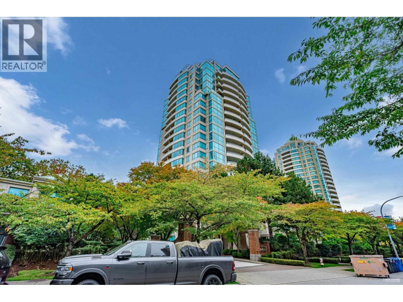 6611 SOUTHOAKS Crescent Burnaby British Columbia, V5E 4L5 - 2 Bedrooms Condo For Sale