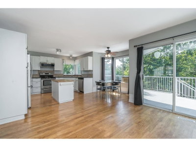 32958 HARWOOD Place | Abbotsford British Columbia | Slide Image Twelve