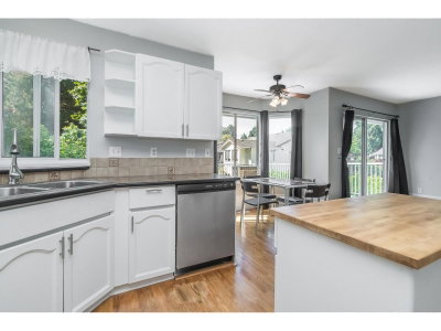 32958 HARWOOD Place | Abbotsford British Columbia | Slide Image Nine