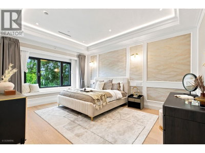 4432 CROWN Street | Vancouver British Columbia | Slide Image Nine