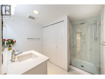 7520 18TH Street | Burnaby British Columbia | Slide Image Thirteen