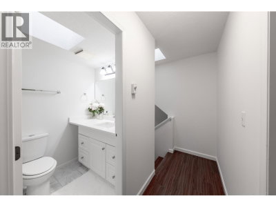 7520 18TH Street | Burnaby British Columbia | Slide Image Nineteen