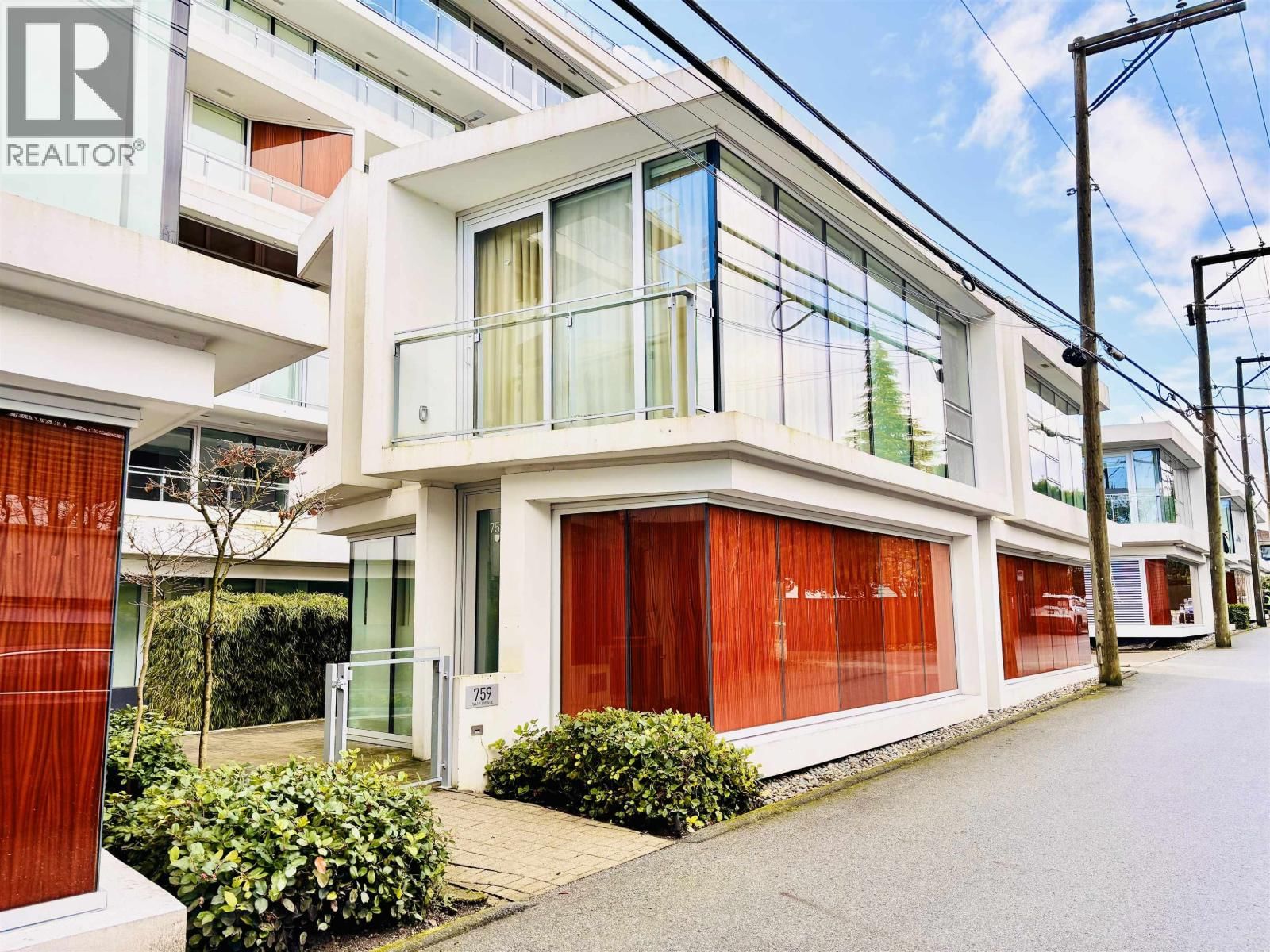 759 41ST Avenue, Vancouver, British Columbia V5Z 3M7