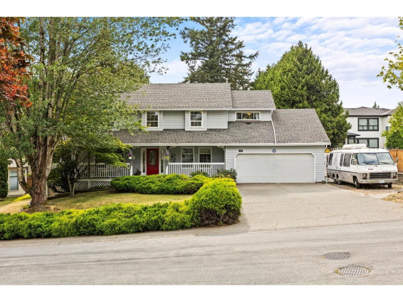 5455 184A Street Surrey British Columbia, V3S 8L4 - 5 Bedrooms Home For Sale