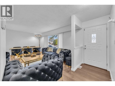22938 FULLER Avenue | Maple Ridge British Columbia | Slide Image Nine