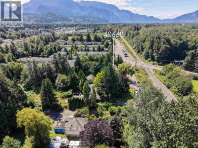 40668 OLSON Road | Squamish British Columbia | Slide Image Four