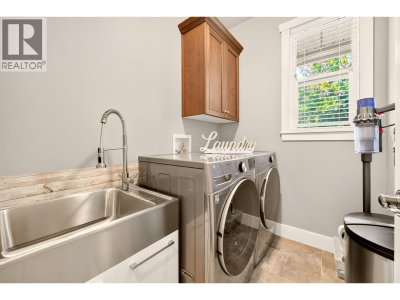 3401 HORIZON Drive | Coquitlam British Columbia | Slide Image Eleven