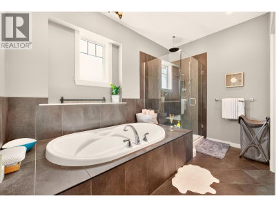 3401 HORIZON Drive | Coquitlam British Columbia | Slide Image Seventeen
