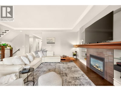 3401 HORIZON Drive | Coquitlam British Columbia | Slide Image Three