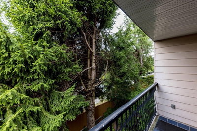 1442 BLACKWOOD Street | White Rock British Columbia | Slide Image Thirty-two
