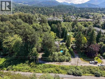 40708 OLSON Road | Squamish British Columbia | Slide Image Nine