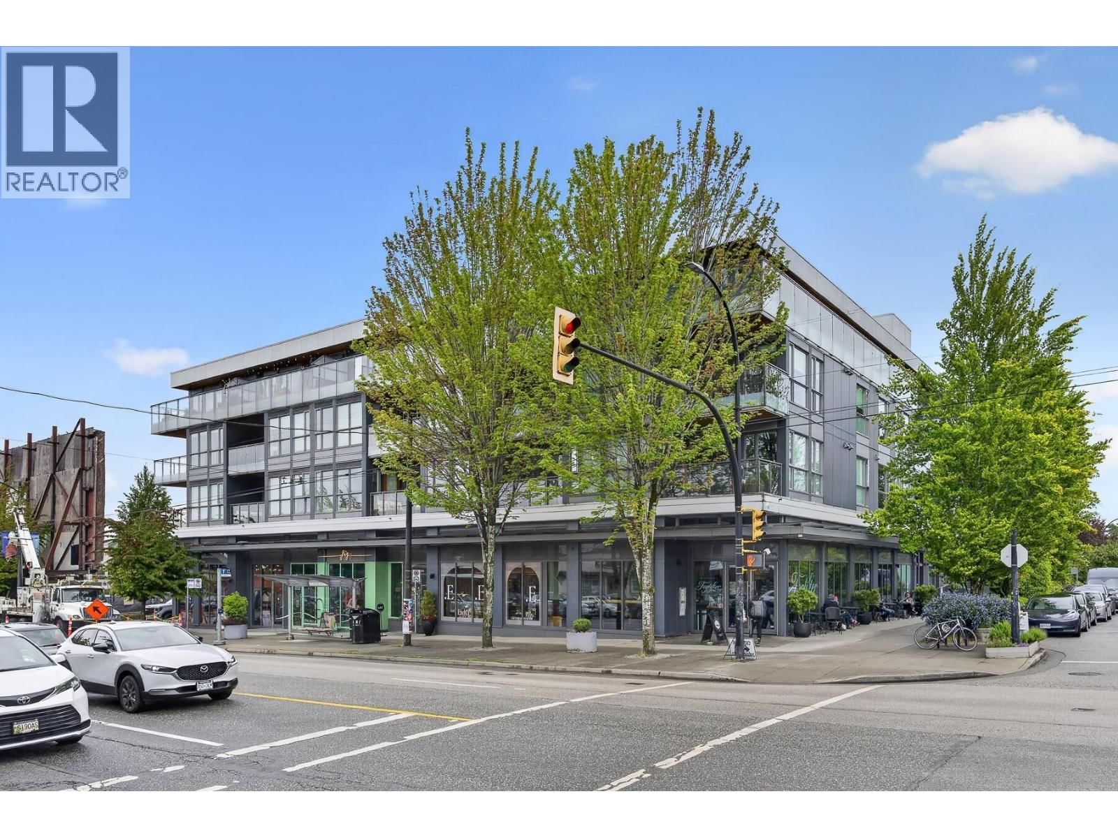 209 20 Avenue, Vancouver, British Columbia V5V 1M2