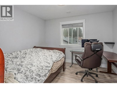 2488 LATIMER Avenue | Coquitlam British Columbia | Slide Image Twenty-three