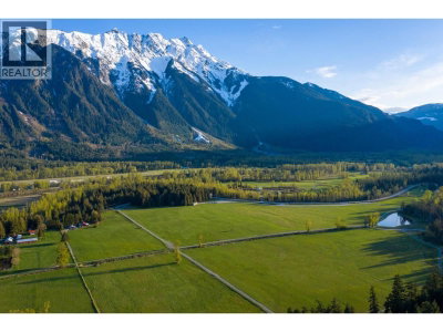 8222 MERLOT PEAK Drive | Pemberton British Columbia | Slide Image Two
