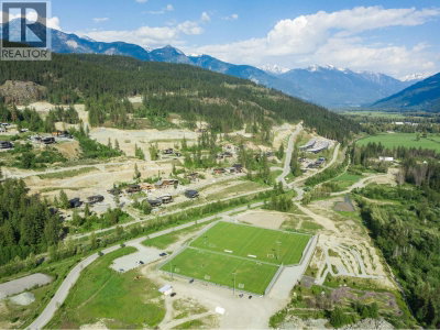 8222 MERLOT PEAK Drive | Pemberton British Columbia | Slide Image Five