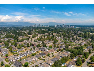 12488 92 Avenue | Surrey British Columbia | Slide Image Thirteen