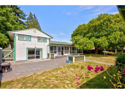 12488 92 Avenue | Surrey British Columbia | Slide Image Three