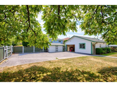 12488 92 Avenue | Surrey British Columbia | Slide Image Five
