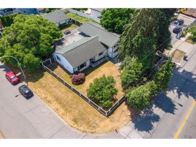 12488 92 Avenue | Surrey British Columbia | Slide Image Eight