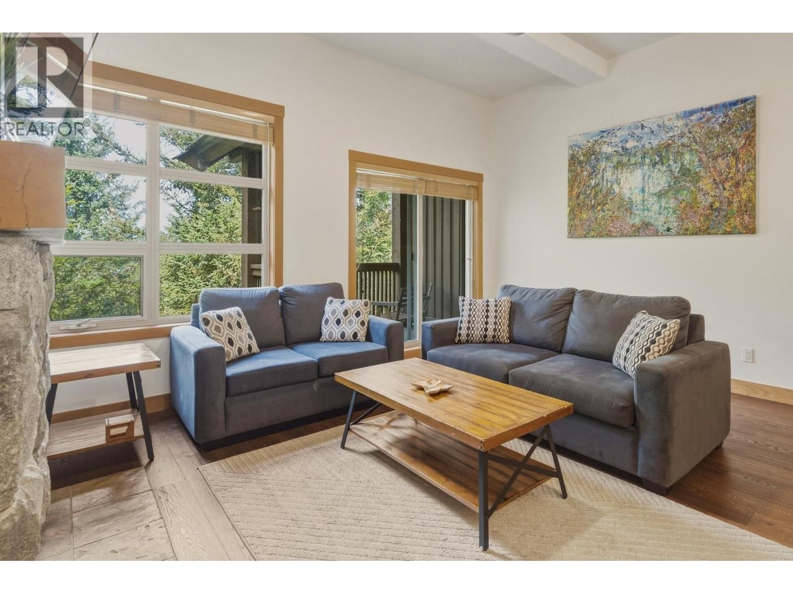 27 4894 PAINTED CLIFF Road property photo