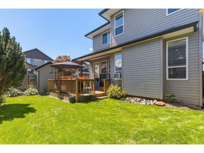 5545 PEACH Road | Chilliwack British Columbia | Slide Image Two