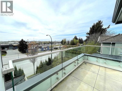 1633 MARINE Drive | Vancouver British Columbia | Slide Image Eighteen