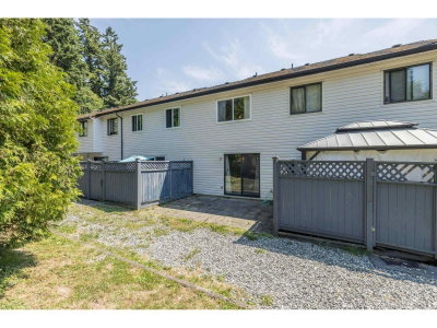 6665 138 Street | Surrey British Columbia | Slide Image Thirty-two