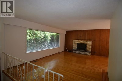 929 PROSPECT Avenue | North Vancouver British Columbia | Slide Image Three