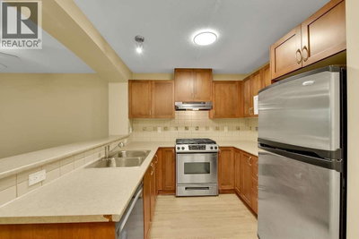 2959 SILVER SPRINGS Boulevard | Coquitlam British Columbia | Slide Image Fourteen