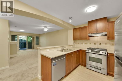 2959 SILVER SPRINGS Boulevard | Coquitlam British Columbia | Slide Image Fifteen