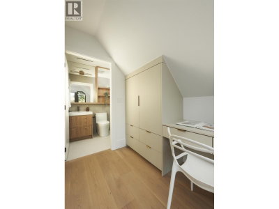 2684 OXFORD Street | Vancouver British Columbia | Slide Image Eighteen