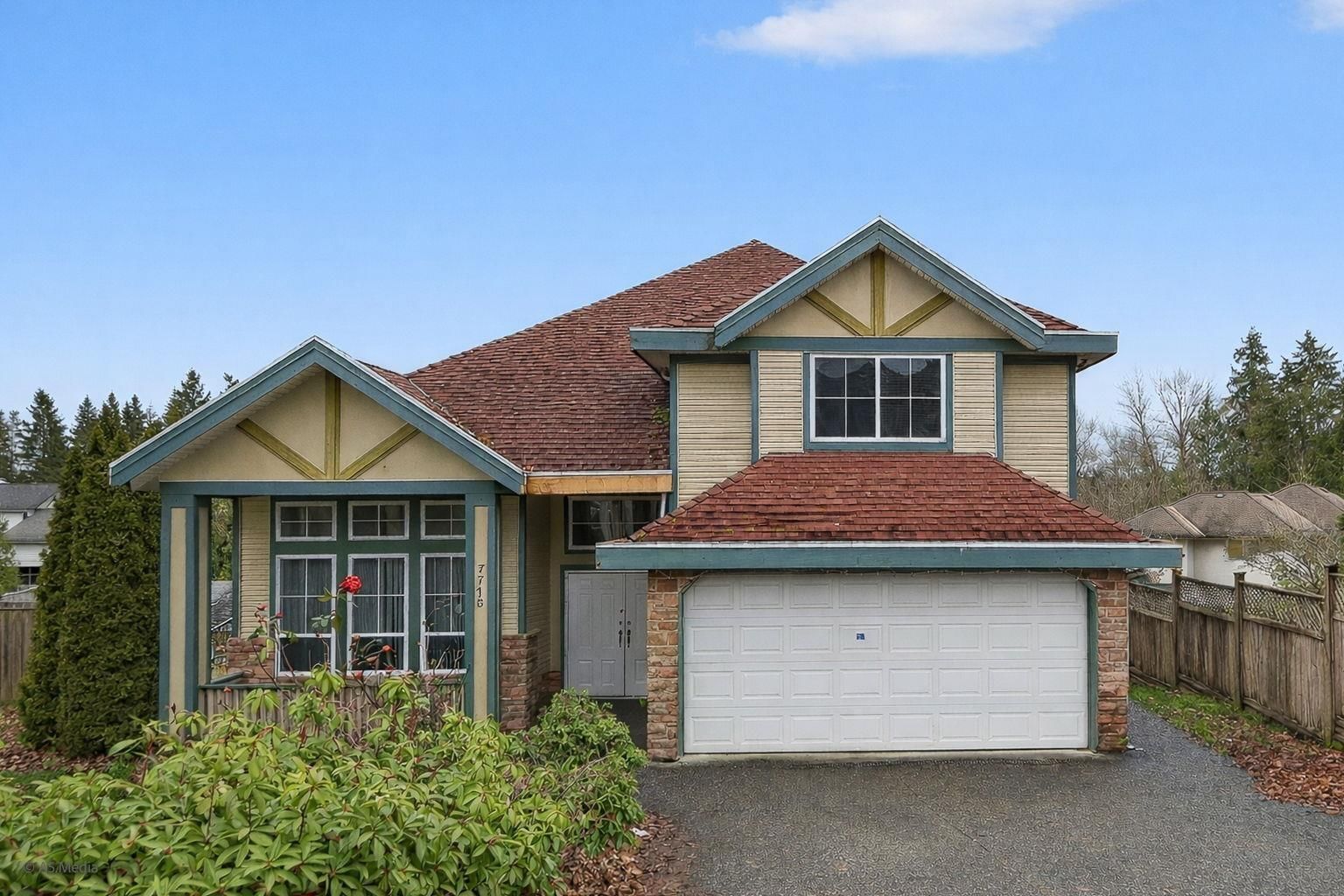7718 145 Street, Surrey, British Columbia V3S 9C4