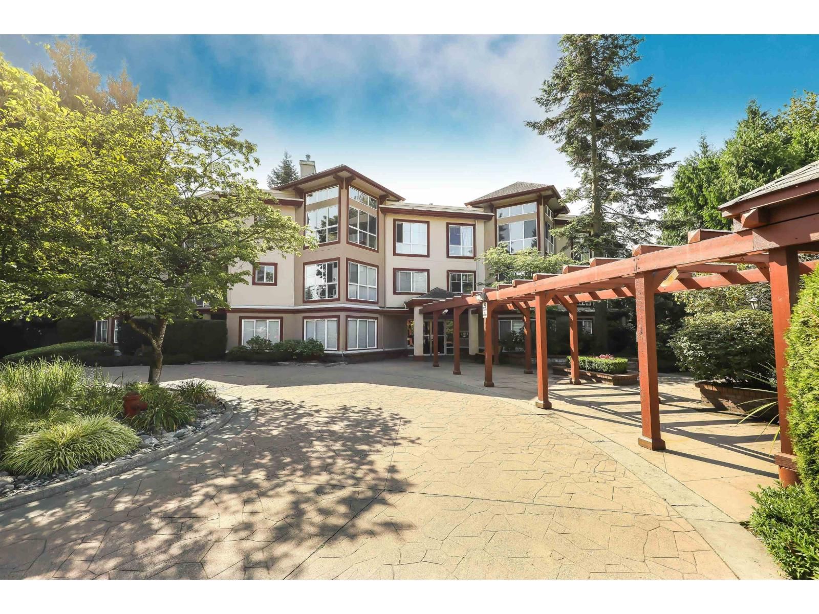 15342 20TH Avenue, Surrey, British Columbia V4A 2A3