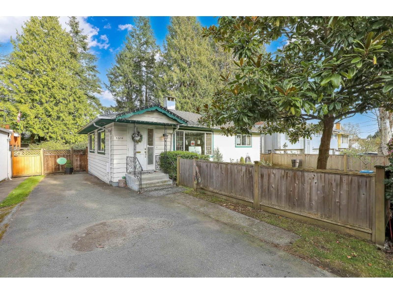 1554 STEVENS Street White Rock British Columbia, V4B 4Y5 - 1 Bedroom Home For Sale