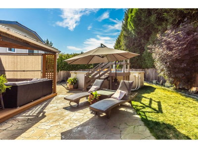 17081 60A Avenue | Surrey British Columbia | Slide Image Thirty-five