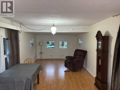 21163 LOUGHEED Highway | Maple Ridge British Columbia | Slide Image Five
