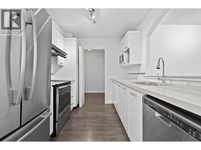 5500 LYNAS Lane | Richmond British Columbia | Slide Image Eleven