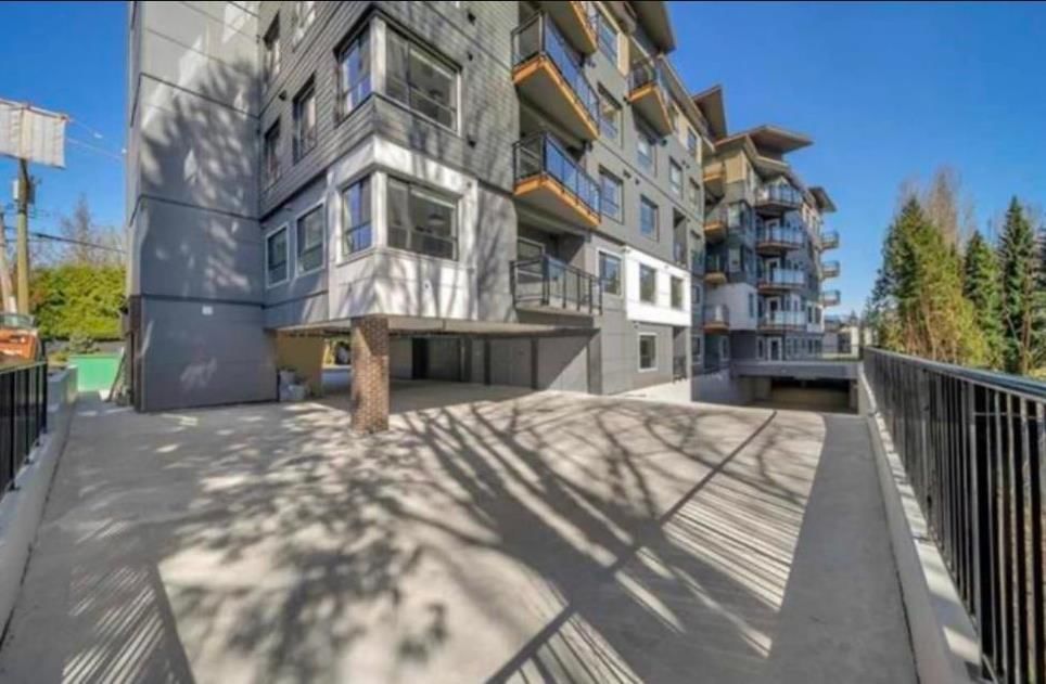 33568 GEORGE FERGUSON Way, Abbotsford, British Columbia V2S 2L8
