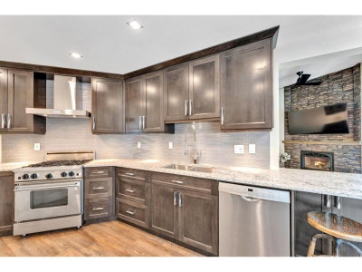 8257 121A Street | Surrey British Columbia | Slide Image Eleven