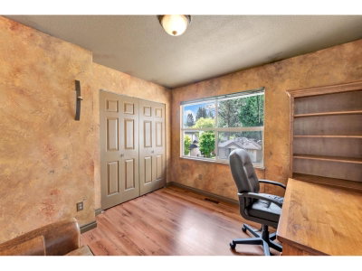 8257 121A Street | Surrey British Columbia | Slide Image Twenty-seven