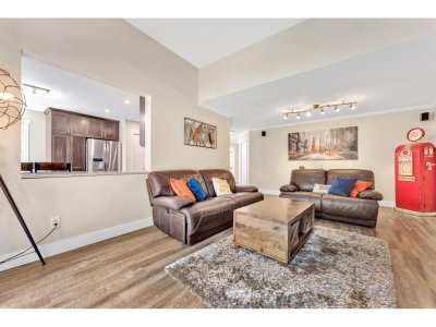 8257 121A Street | Surrey British Columbia | Slide Image Eight