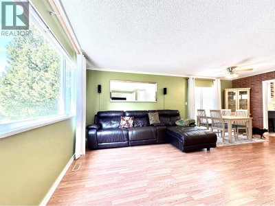 1570 SHAUGHNESSY Street | Port Coquitlam British Columbia | Slide Image Four
