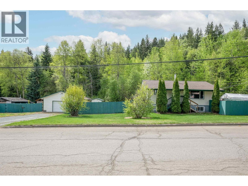 2761 PETERSEN Road Prince George British Columbia, V2N 1P1 - 3 Bedrooms Home For Sale