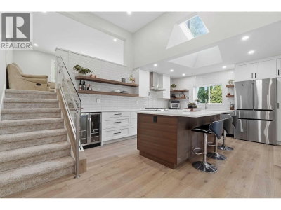 133 WOODLAND Drive | Delta British Columbia | Slide Image Nine