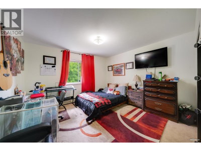 12142 227 Street | Maple Ridge British Columbia | Slide Image Twenty-five