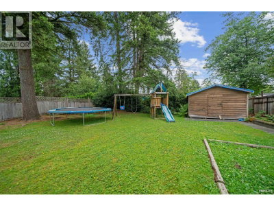12142 227 Street | Maple Ridge British Columbia | Slide Image Thirty-one