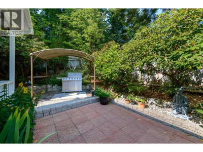102 ASPENWOOD Drive | Port Moody British Columbia | Slide Image Nineteen