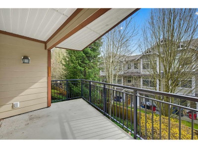 16068 83 Avenue | Surrey British Columbia | Slide Image Three