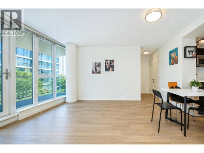7733 FIRBRIDGE Way | Richmond British Columbia | Slide Image Twenty